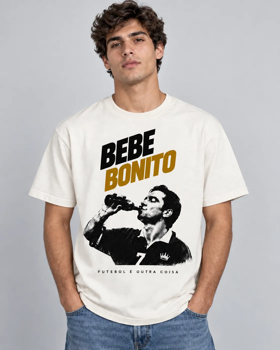 ChatGPT Image 15_09_2026, 10_46_00 (5) Dourado — T-Shirt “Bebe Bonito — Classe Mundial” - Image 1